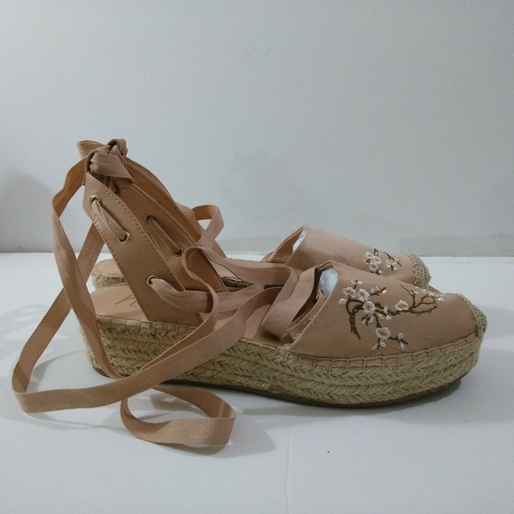 Nanette Lepore Beatriz  Platform Espadrilles Shoe - Picture 5 of 7